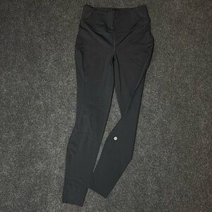Lululemon Woman’s Base Pace Navy Blue Leggings Sz 8 Full Length 27.5” inseam